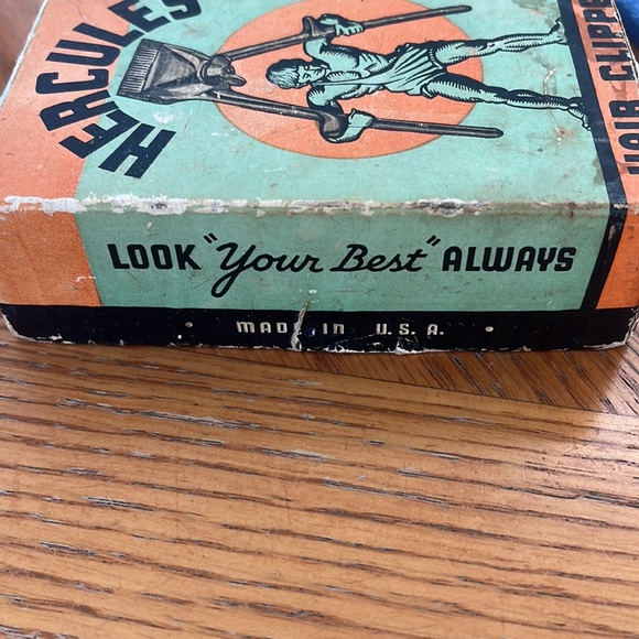 Vintage Hercules Manual Hair Clippers - Picture 7 of 8